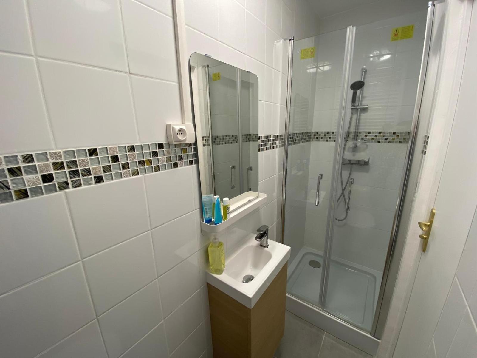 Chambre Tout Confort Hotel Limay Ngoại thất bức ảnh